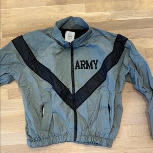 Black and Gray Army IPFU Jacket VINTAGE size small